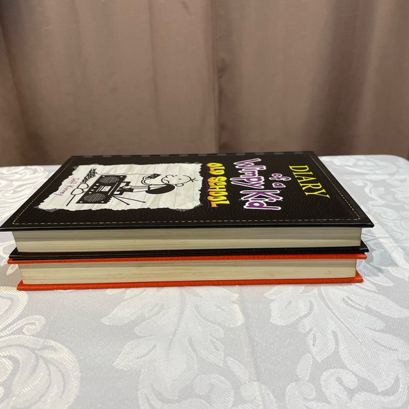 Diary of a Wimpy Kid Book Set 10 & 11- Old School & Double Down EUC - Picture 5 of 6